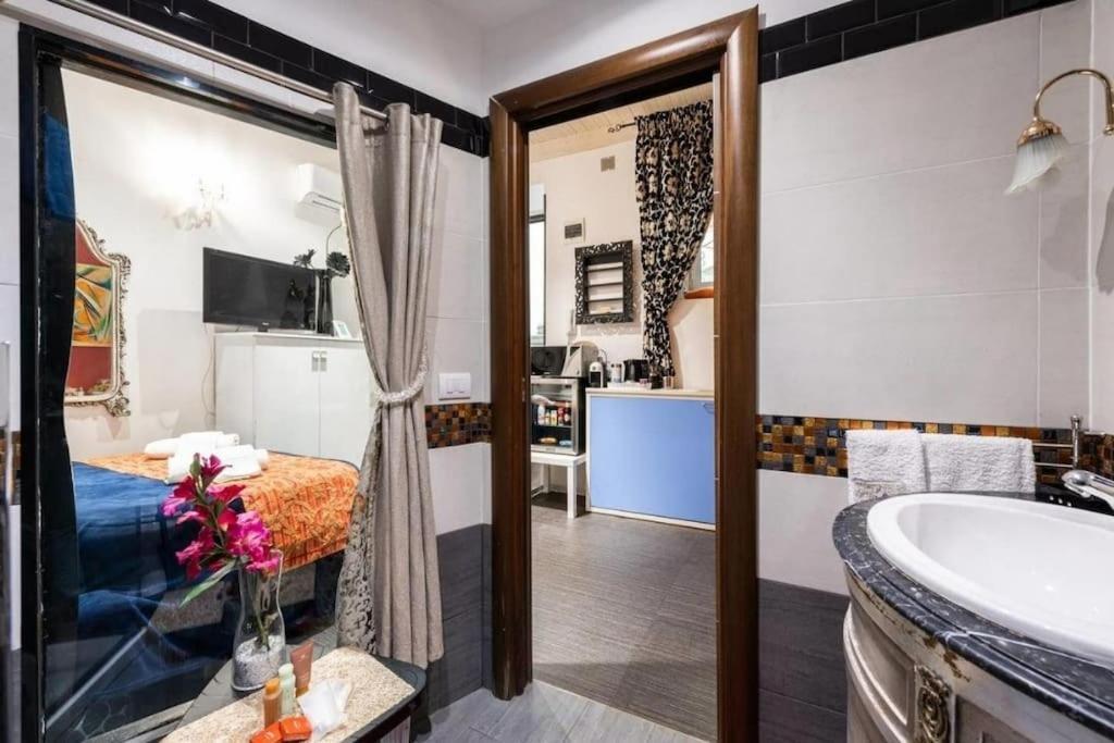Apt 2 In The Historic Center 바리 외부 사진