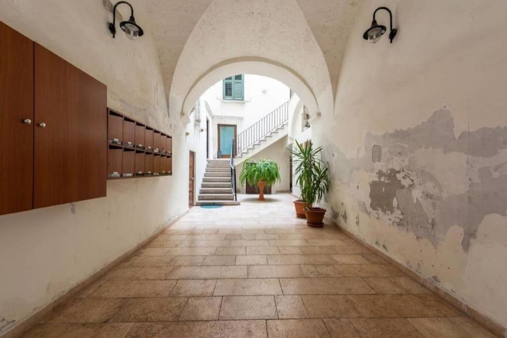 Apt 2 In The Historic Center 바리 외부 사진